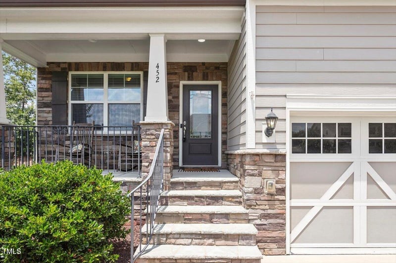 452 Granite Saddle Dr, Rolesville, NC 27571