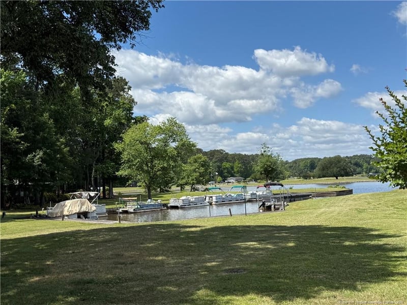 452 Harbor Tc N, Sanford, NC 27332
