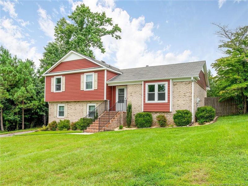 452 Saddle Ridge Rd, Fayetteville, NC 28311