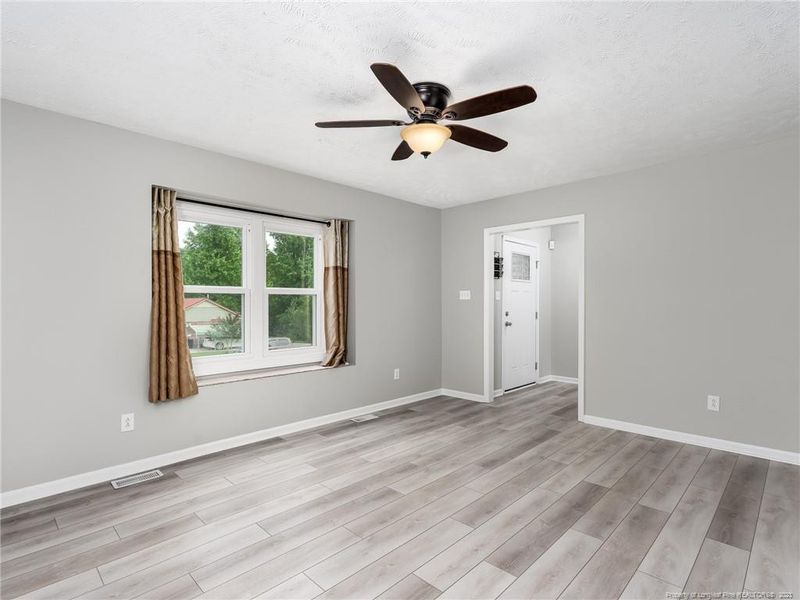 452 Saddle Ridge Rd, Fayetteville, NC 28311