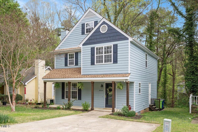 4520 Timberhurst Dr, Raleigh, NC 27612