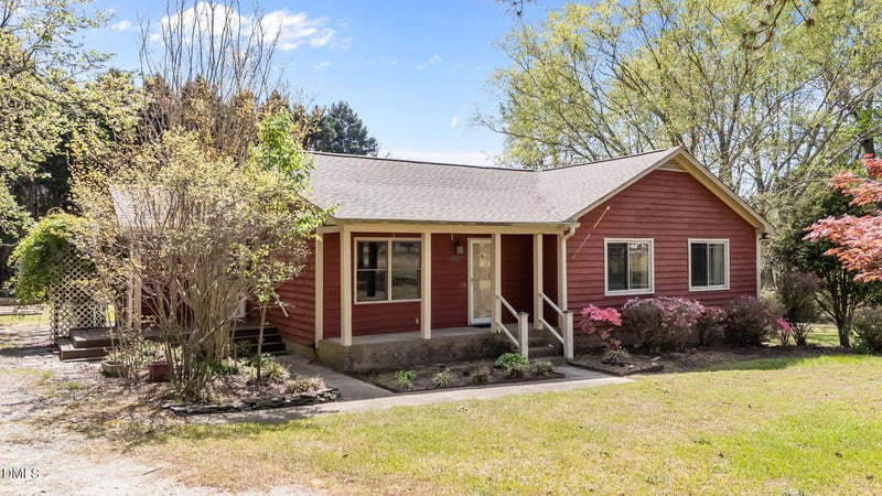 4521 Bens Cir, Benson, NC 27504