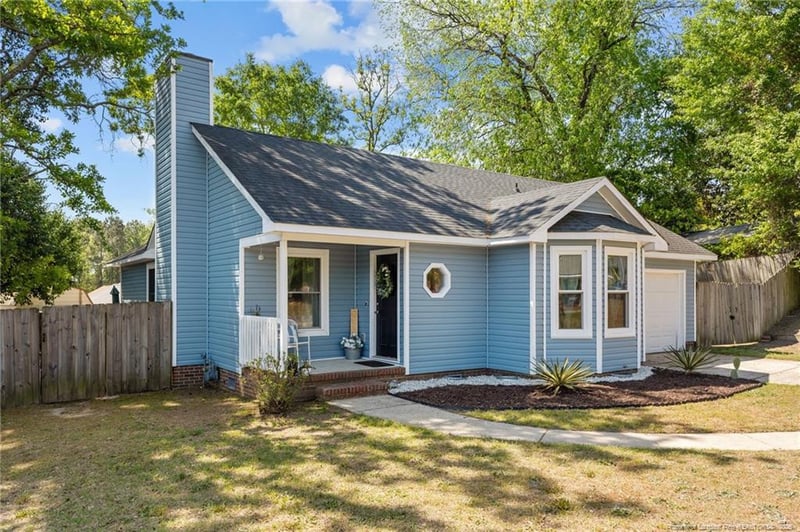 4521 Park Knoll Ln, Fayetteville, NC 28304