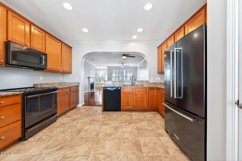 4523 Pale Moss Dr, Raleigh, NC 27606