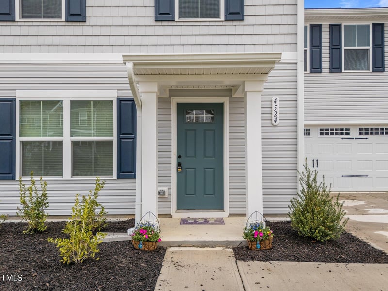 4524 Flat Bastion Dr, Raleigh, NC 27610