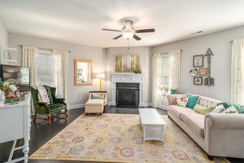 4524 Kenning Park Dr, Raleigh, NC 27616
