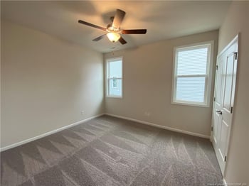 4526 Bunkers Bay Ln, Hope Mills, NC 28371