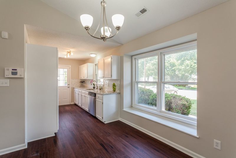 4529 Fox Rd, Raleigh, NC 27616