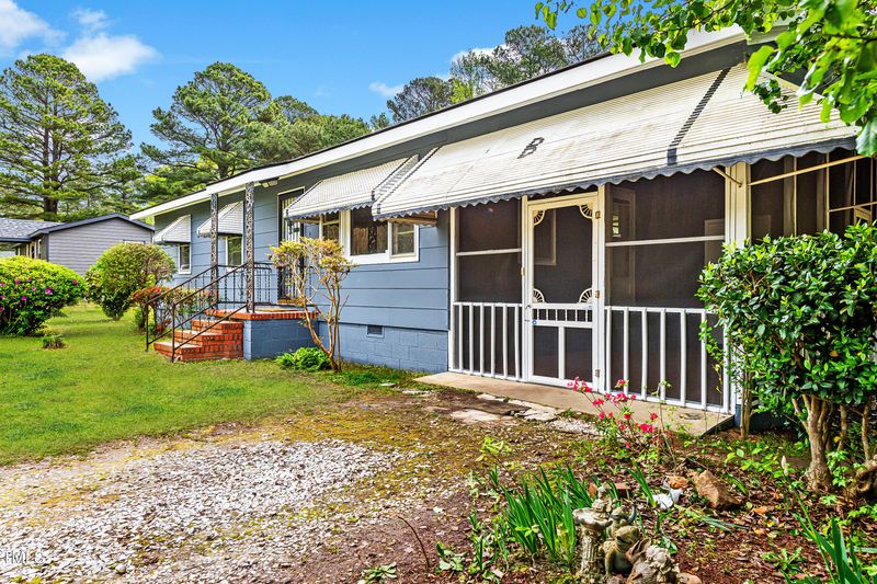 453 Big Pine Rd, Clayton, NC 27520