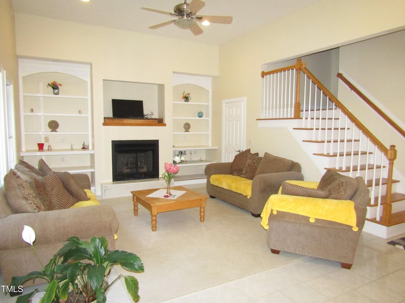 453 Buckroe Dr, Sanford, NC 27330