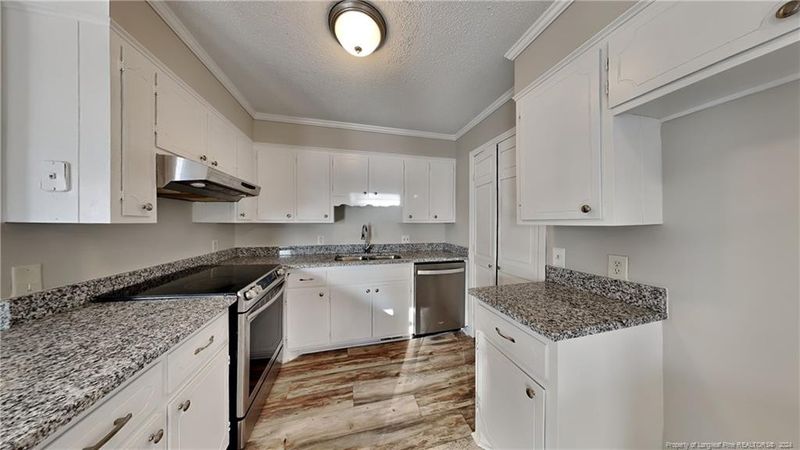453 Harbor Tc, Sanford, NC 27332