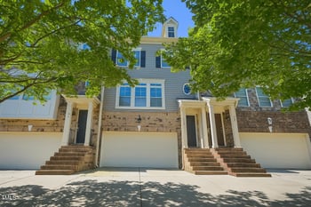 453 Panorama Park Pl, Cary, NC 27519
