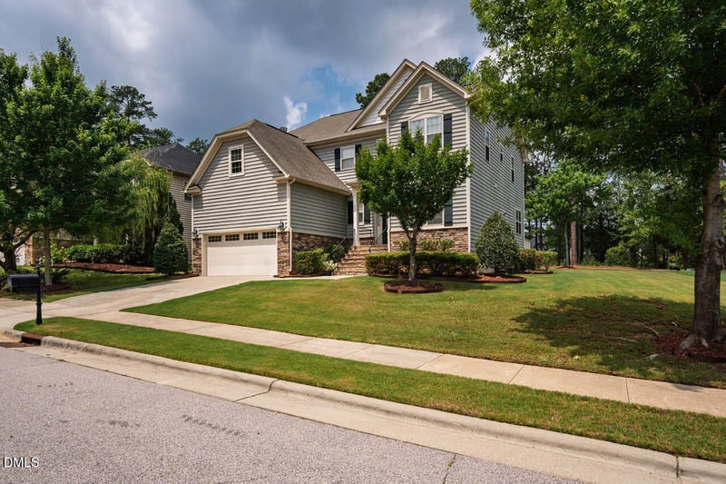 453 Sandy Whispers Pl, Cary, NC 27519