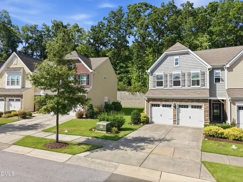 453 Summit Trail Dr, Hillsborough, NC 27278