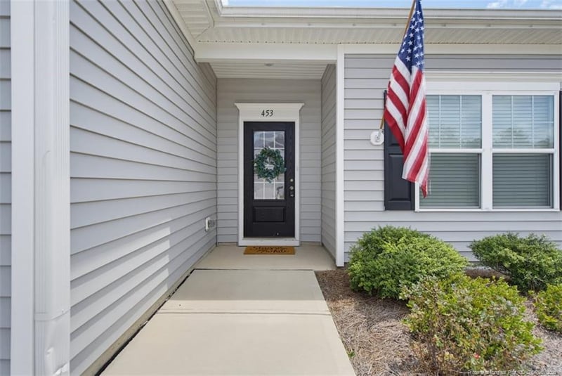453 Troy Dr, Sanford, NC 27332