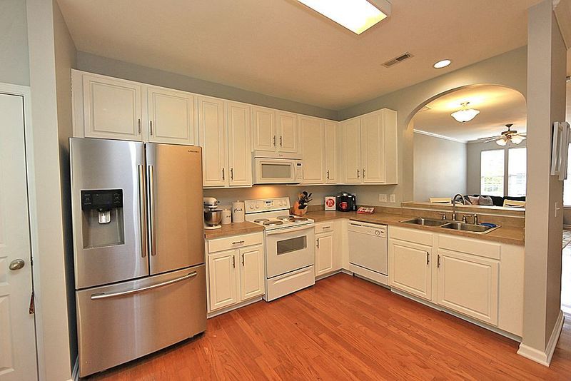 4532 Sugarbend Way, Raleigh, NC 27606