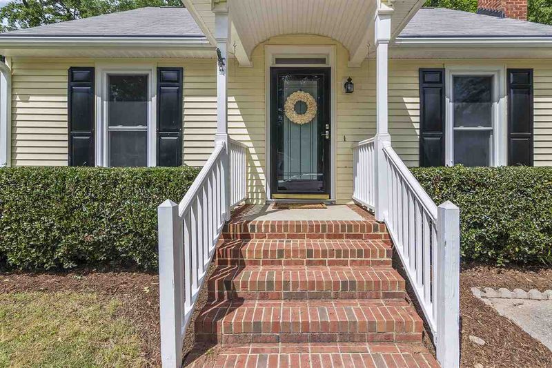 4533 Aviemore Crescent, Raleigh, NC 27604
