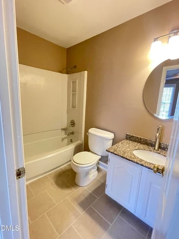 4536 Hamptonshire Dr, Raleigh, NC 27613