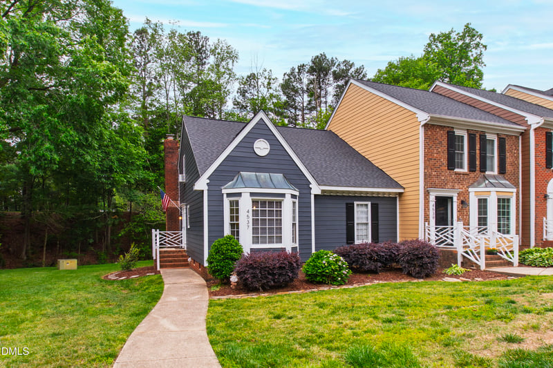 4537 Hershey Ct, Raleigh, NC 27613