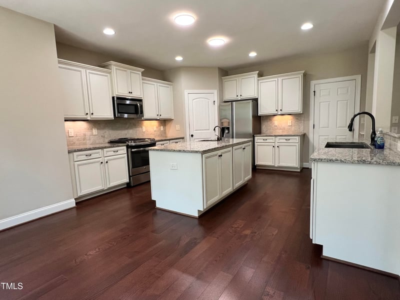 4538 Brighton Ridge Dr, Apex, NC 27539