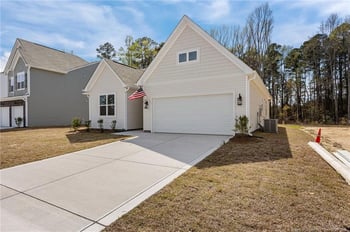 4538 Bunkers Bay Ln, Hope Mills, NC 28371