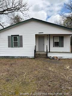 454 Rockhill Rd, Fayetteville, NC 28312