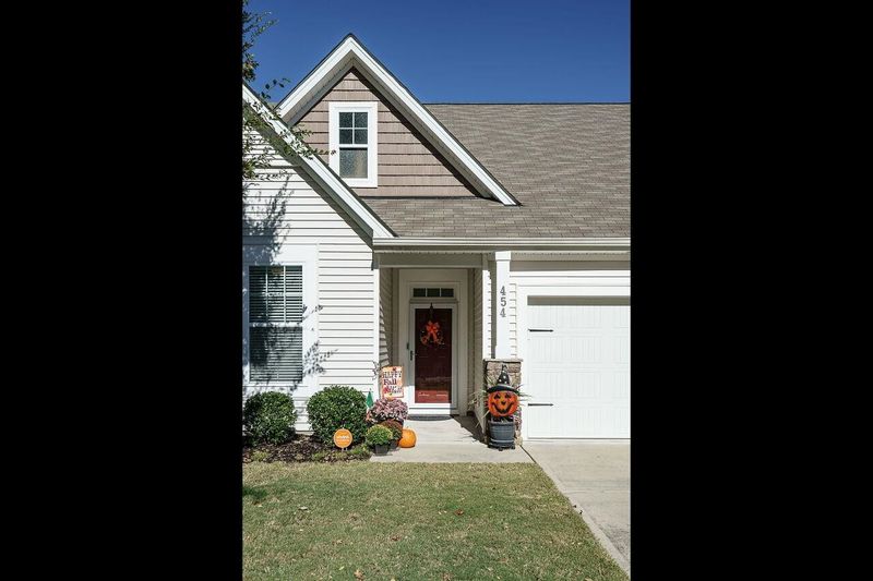 454 Walsenburg Dr, Durham, NC 27712