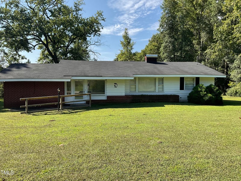 4540 Benson Rd, Angier, NC 27501