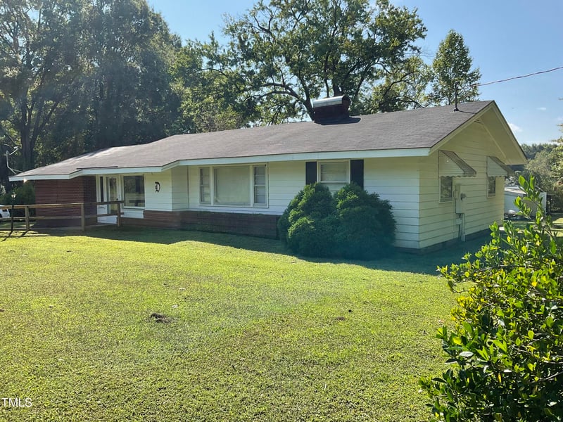 4540 Benson Rd, Angier, NC 27501
