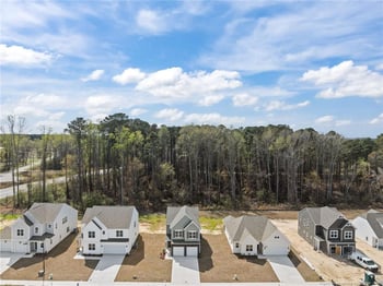 4542 Bunkers Bay Ln, Hope Mills, NC 28371