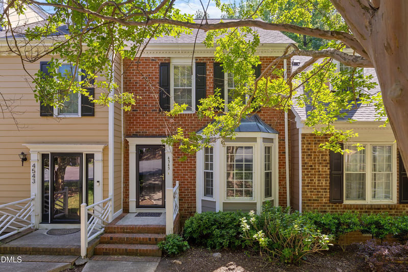 4545 Hershey Ct, Raleigh, NC 27613