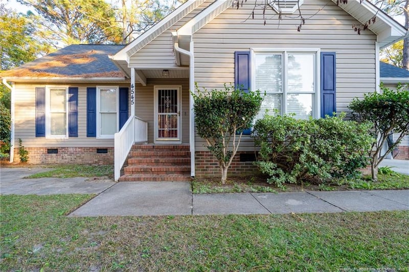 4545 Tonric Dr, Hope Mills, NC 28348