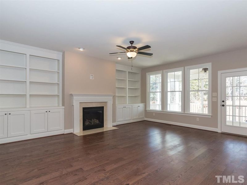 4546 Brighton Ridge Dr, Apex, NC 27539