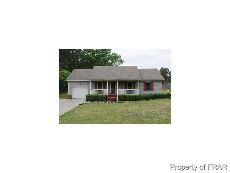 4546 Legion Rd, Hope Mills, NC 28348