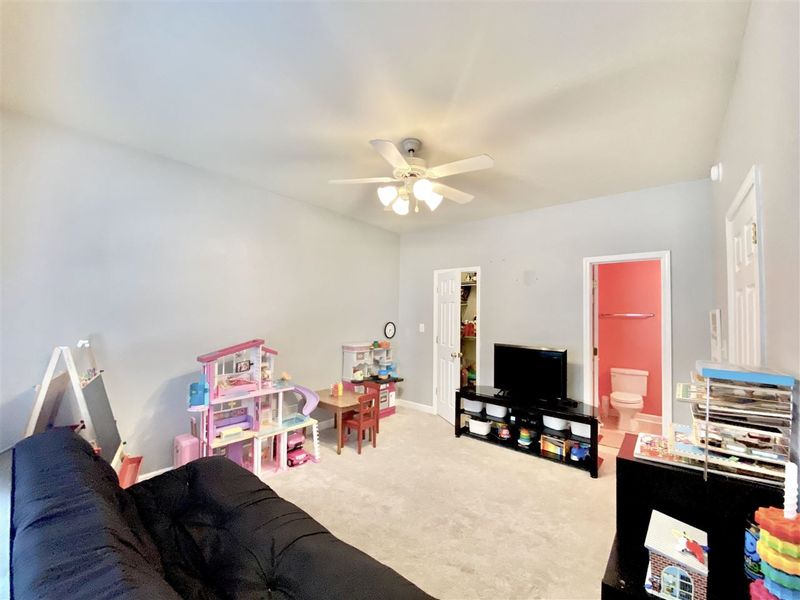 4548 Treerose Way, Raleigh, NC 27606