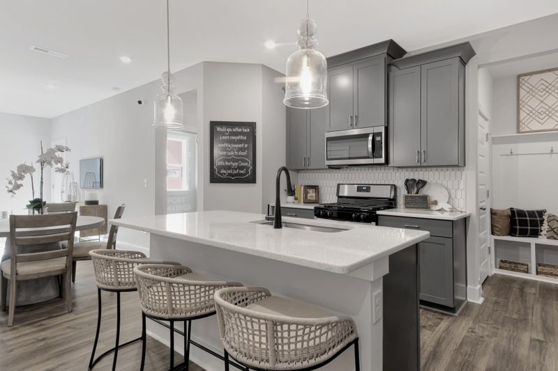 455 Autumn Rain St #66, Cary, NC 27519