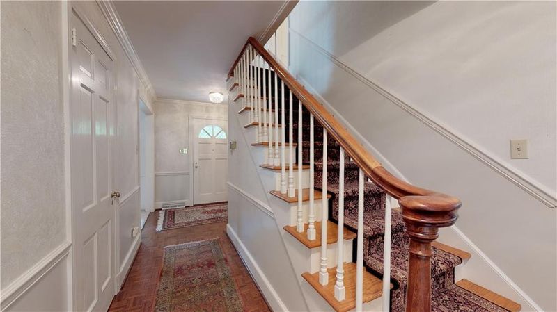 455 Cedarwood Dr, Burlington, NC 27215