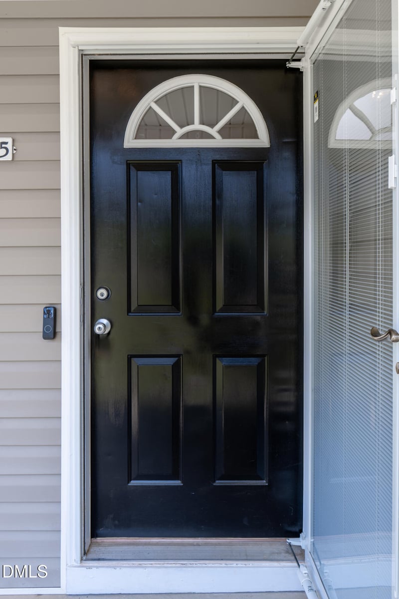 455 Crusaders Dr, Sanford, NC 27330