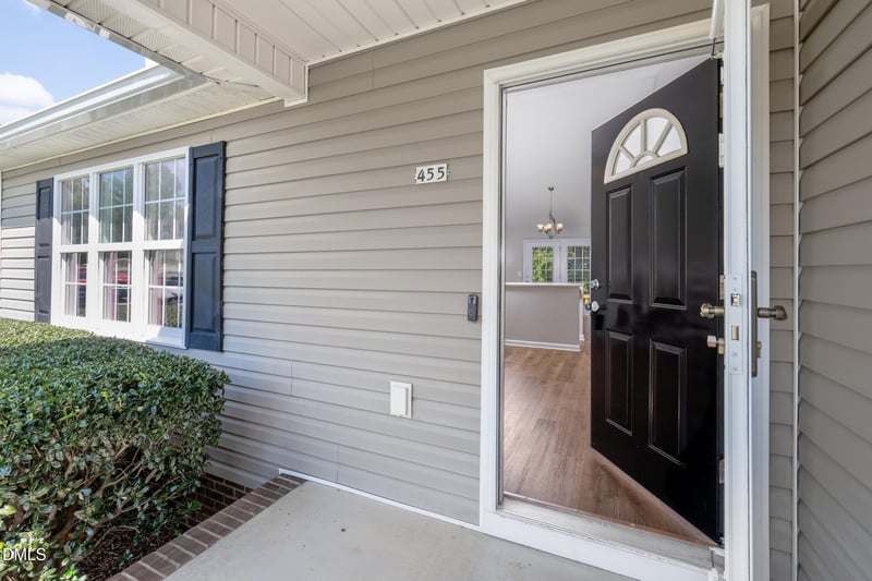 455 Crusaders Dr, Sanford, NC 27330