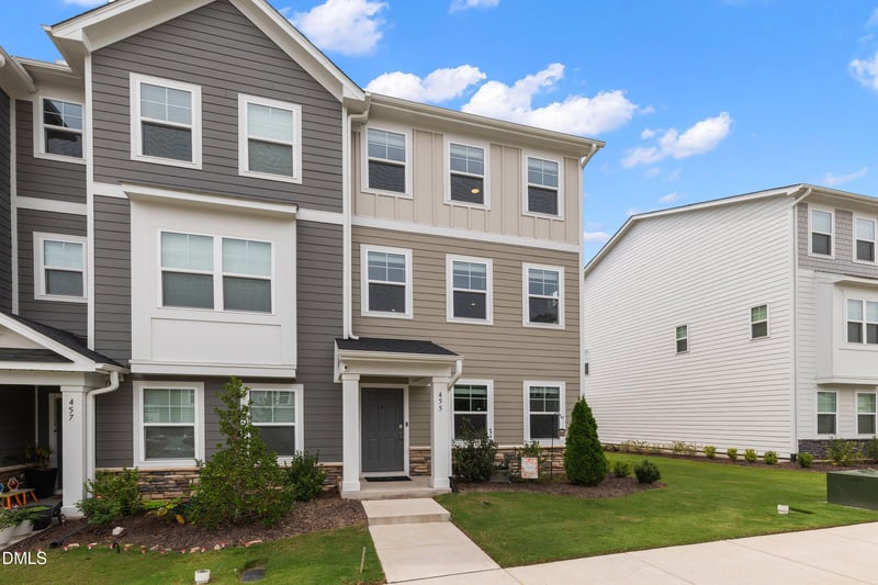 455 Deercroft Dr, Apex, NC 27539
