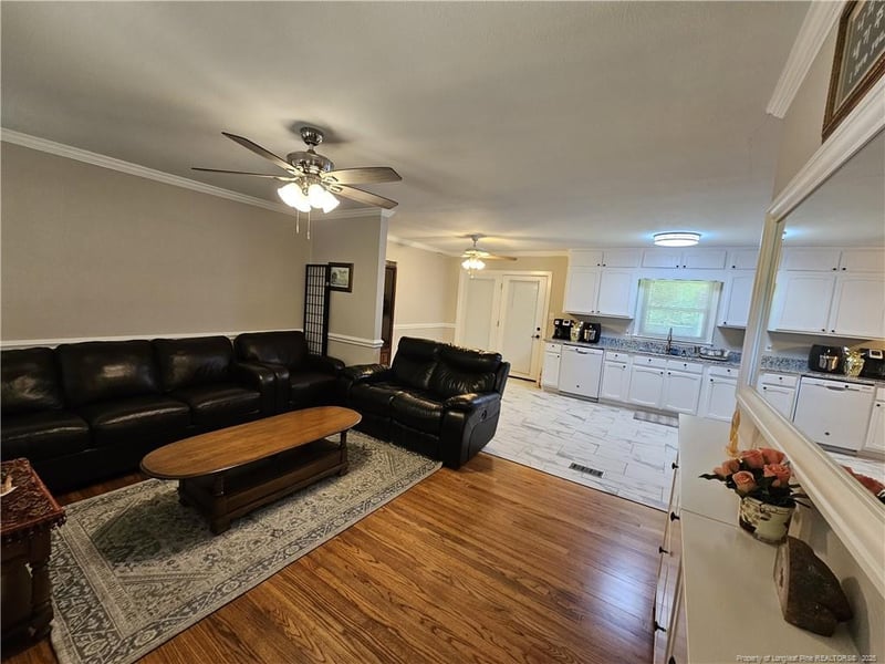 455 Lansdowne Rd, Fayetteville, NC 28314