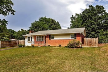 455 Lansdowne Rd, Fayetteville, NC 28314