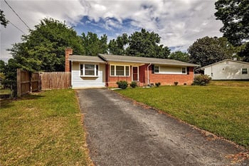 455 Lansdowne Rd, Fayetteville, NC 28314