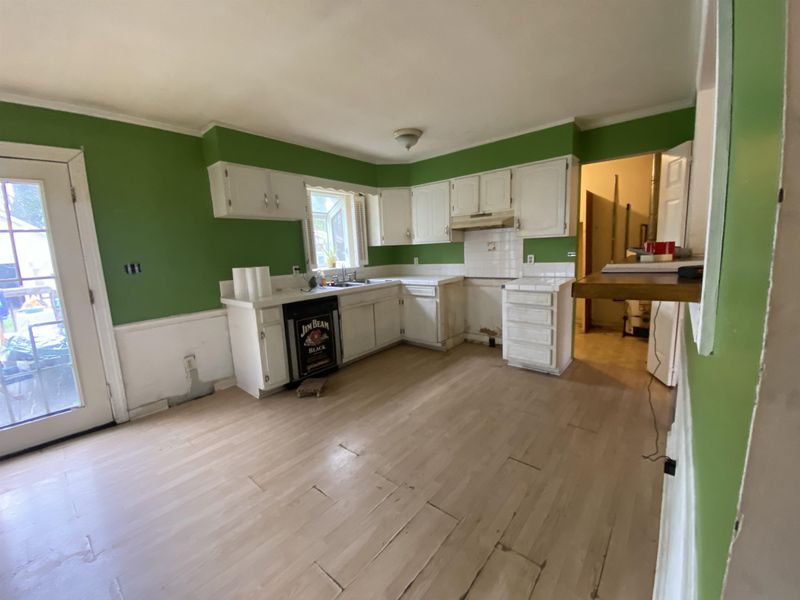 455 Mcpherson Dr, Mebane, NC 27302
