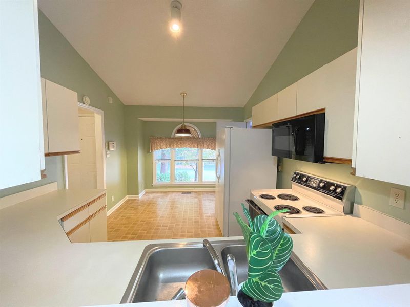 4552 Antique Ln, Raleigh, NC 27616