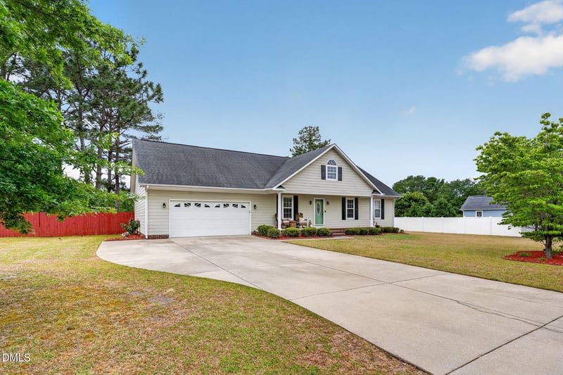 4552 Canasta Ct, Hope Mills, NC 28348