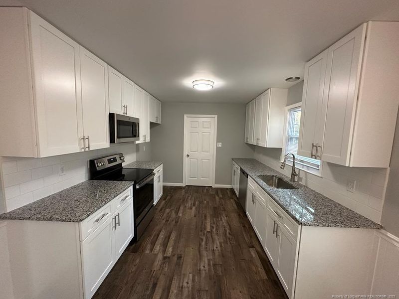 4553 Ruby Rd, Fayetteville, NC 28311