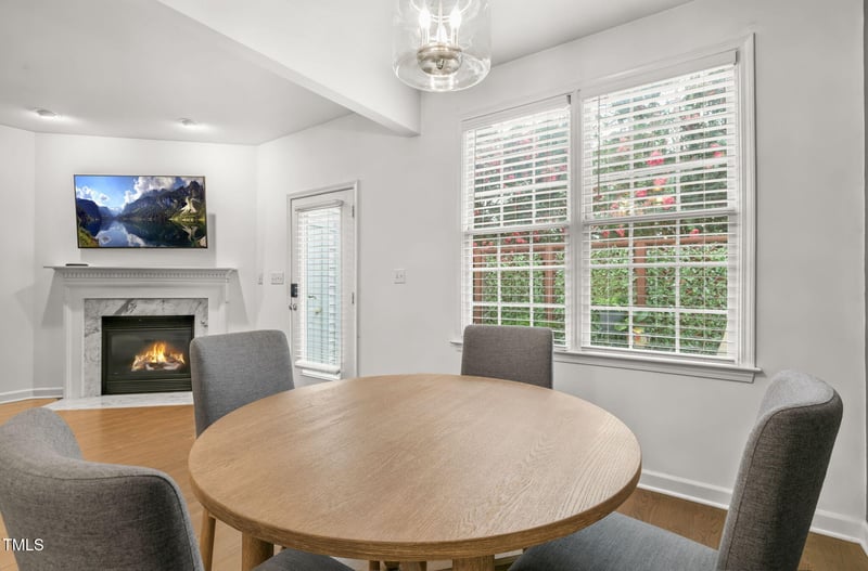 4555 Treerose Way, Raleigh, NC 27606