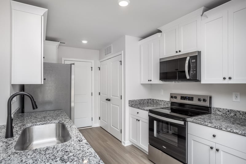 456 Chedworth Dr, Angier, NC 27501
