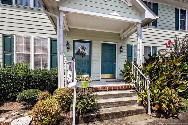 456 Cityview Ln, Fayetteville, NC 28301